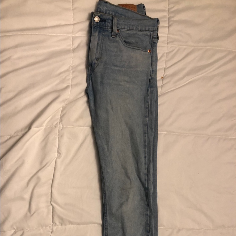 Levi Jean